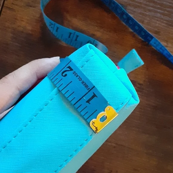 Cosmetic Bag - Blue 'Smile' - Picture 11 of 11